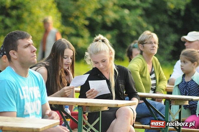 Zdjęcie w galerii na portalu naszraciborz.pl: Noc Świętojańska w parku w Kornicach wiadomości z regionu