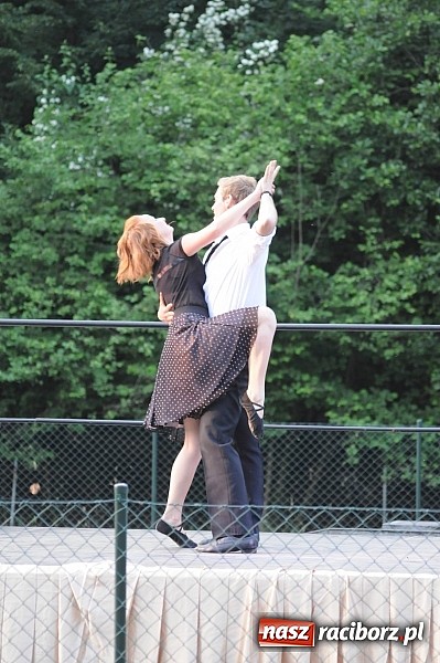 Zdjęcie w galerii na portalu naszraciborz.pl: Noc Świętojańska w parku w Kornicach wiadomości z regionu