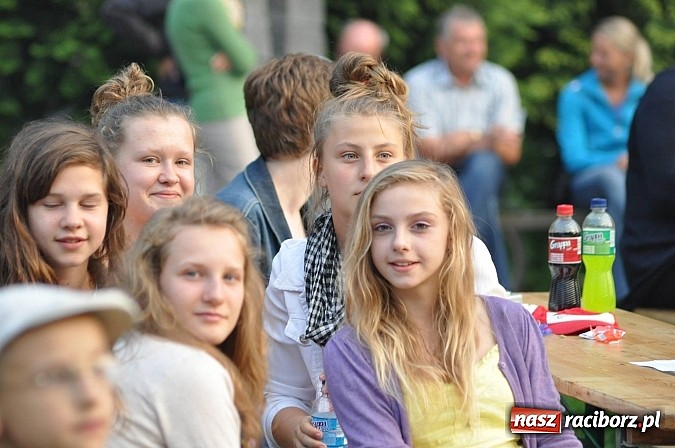 Zdjęcie w galerii na portalu naszraciborz.pl: Noc Świętojańska w parku w Kornicach wiadomości z regionu