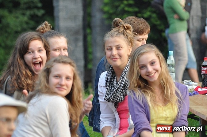 Zdjęcie w galerii na portalu naszraciborz.pl: Noc Świętojańska w parku w Kornicach wiadomości z regionu