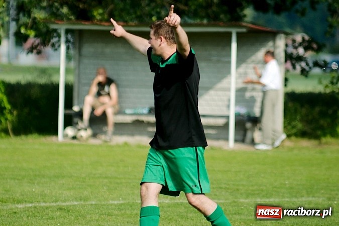 Zdjęcie w galerii na portalu naszraciborz.pl: Bieńkowice pokonały rezerwy Gaszowic wiadomości z regionu