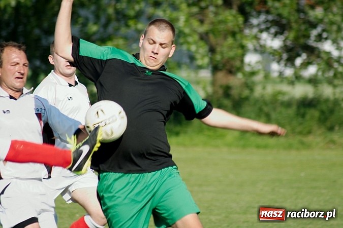 Zdjęcie w galerii na portalu naszraciborz.pl: Bieńkowice pokonały rezerwy Gaszowic wiadomości z regionu