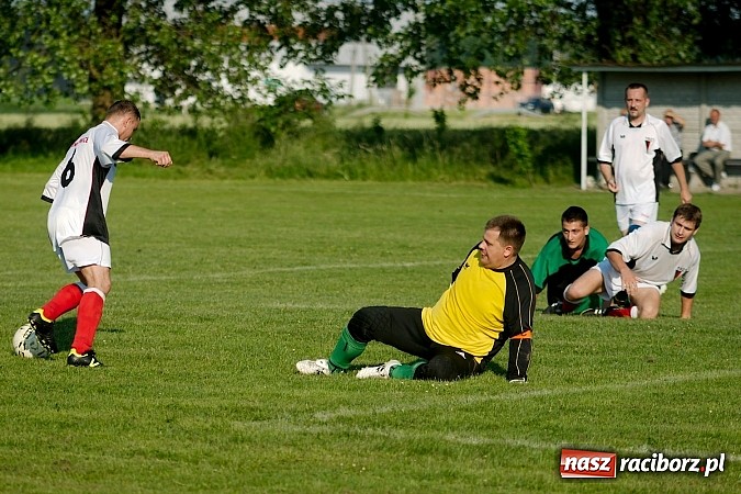 Zdjęcie w galerii na portalu naszraciborz.pl: Bieńkowice pokonały rezerwy Gaszowic wiadomości z regionu