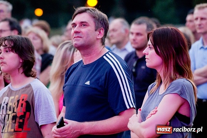 Zdjęcie w galerii na portalu naszraciborz.pl: Ray Wilson z Genesis dał dobry koncert, ale nie przyciągnął tłumów wiadomości z regionu