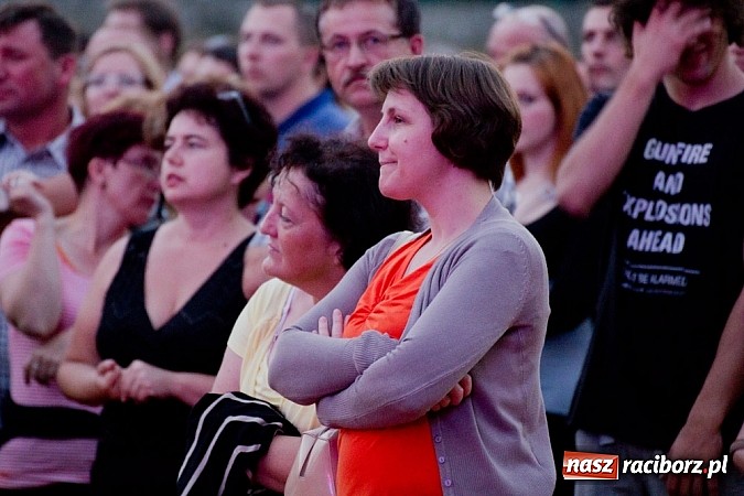 Zdjęcie w galerii na portalu naszraciborz.pl: Ray Wilson z Genesis dał dobry koncert, ale nie przyciągnął tłumów wiadomości z regionu