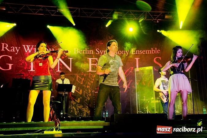 Zdjęcie w galerii na portalu naszraciborz.pl: Ray Wilson z Genesis dał dobry koncert, ale nie przyciągnął tłumów wiadomości z regionu