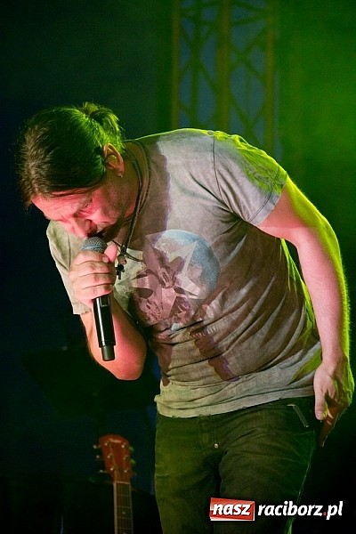 Zdjęcie w galerii na portalu naszraciborz.pl: Ray Wilson z Genesis dał dobry koncert, ale nie przyciągnął tłumów wiadomości z regionu