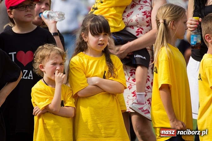Zdjęcie w galerii na portalu naszraciborz.pl: Dzieci bawiły się z Majką Jeżowską wiadomości z regionu