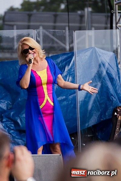 Zdjęcie w galerii na portalu naszraciborz.pl: Dzieci bawiły się z Majką Jeżowską wiadomości z regionu