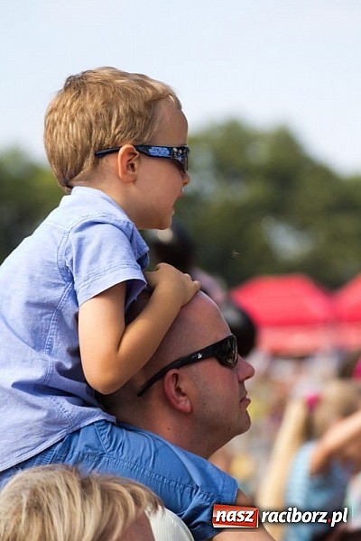 Zdjęcie w galerii na portalu naszraciborz.pl: Dzieci bawiły się z Majką Jeżowską wiadomości z regionu