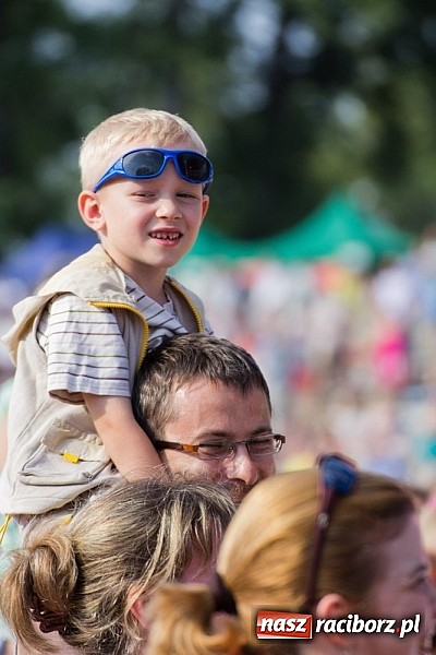 Zdjęcie w galerii na portalu naszraciborz.pl: Dzieci bawiły się z Majką Jeżowską wiadomości z regionu