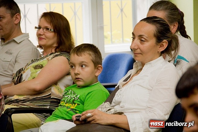 Zdjęcie w galerii na portalu naszraciborz.pl: W MDK-u podsumowali rok szkolny wiadomości z regionu