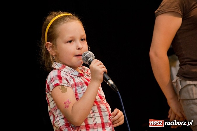 Zdjęcie w galerii na portalu naszraciborz.pl: W MDK-u podsumowali rok szkolny wiadomości z regionu