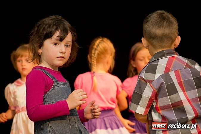 Zdjęcie w galerii na portalu naszraciborz.pl: W MDK-u podsumowali rok szkolny wiadomości z regionu