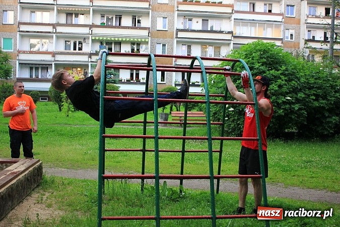 Zdjęcie w galerii na portalu naszraciborz.pl: Młodzi z pasją. Czy w Raciborzu powstanie Street Workout Park? wiadomości z regionu