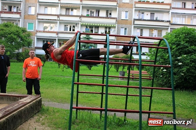 Zdjęcie w galerii na portalu naszraciborz.pl: Młodzi z pasją. Czy w Raciborzu powstanie Street Workout Park? wiadomości z regionu