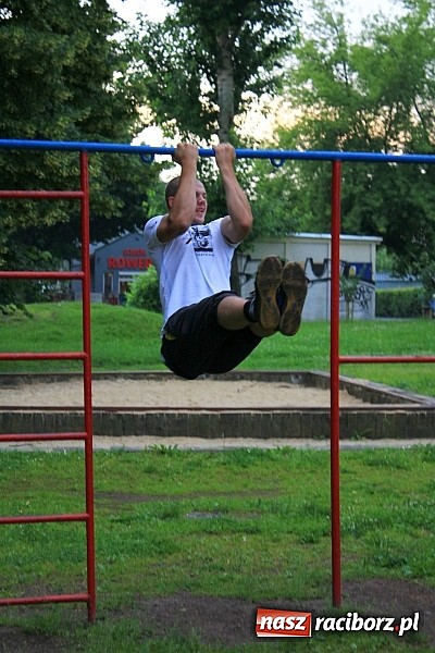 Zdjęcie w galerii na portalu naszraciborz.pl: Młodzi z pasją. Czy w Raciborzu powstanie Street Workout Park? wiadomości z regionu