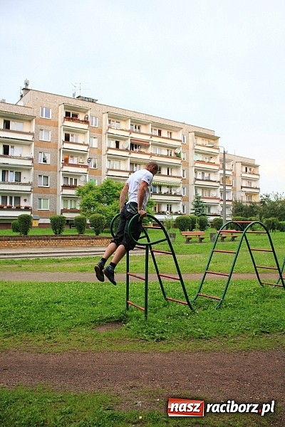 Zdjęcie w galerii na portalu naszraciborz.pl: Młodzi z pasją. Czy w Raciborzu powstanie Street Workout Park? wiadomości z regionu