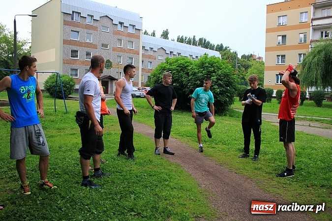 Zdjęcie w galerii na portalu naszraciborz.pl: Młodzi z pasją. Czy w Raciborzu powstanie Street Workout Park? wiadomości z regionu