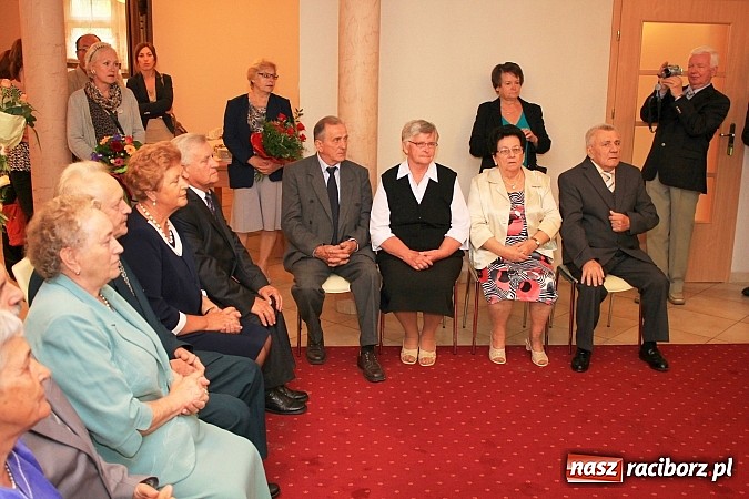 Zdjęcie w galerii na portalu naszraciborz.pl: 50 lat minęło... Wspaniały jubileusz w USC wiadomości z regionu
