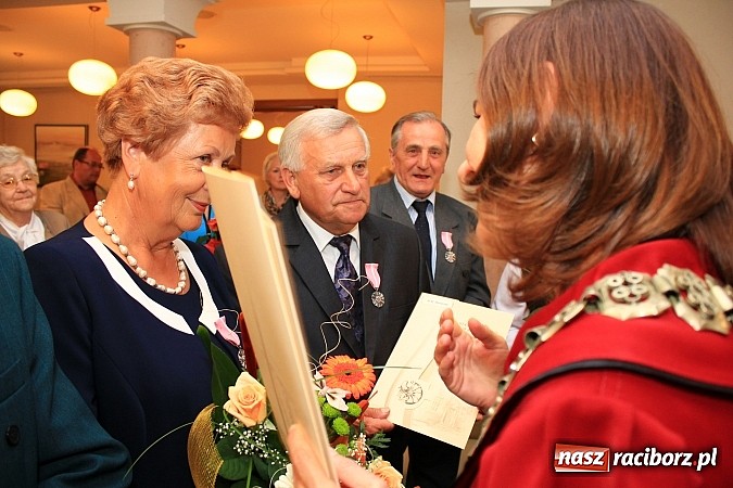 Zdjęcie w galerii na portalu naszraciborz.pl: 50 lat minęło... Wspaniały jubileusz w USC wiadomości z regionu