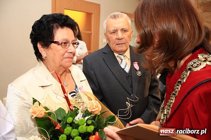 Zdjęcie w galerii na portalu naszraciborz.pl: 50 lat minęło... Wspaniały jubileusz w USC wiadomości z regionu