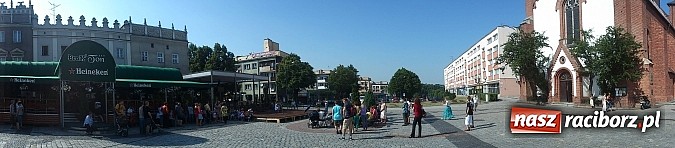 Zdjęcie w galerii na portalu naszraciborz.pl: Szkoła muzyczna wychodzi do mieszkańców wiadomości z regionu