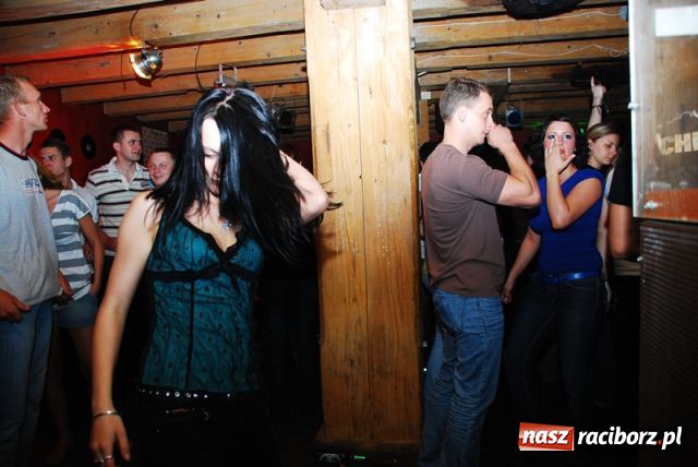 Zdjęcie w galerii na portalu naszraciborz.pl: Magiel towarzyski wiadomości z regionu