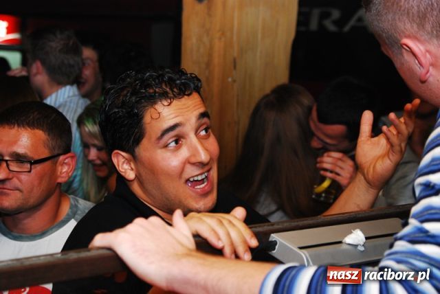 Zdjęcie w galerii na portalu naszraciborz.pl: Magiel towarzyski wiadomości z regionu