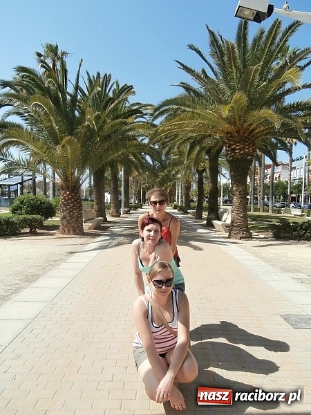 Zdjęcie w galerii na portalu naszraciborz.pl: Przedstawicielki tworkowskiego ZSO z wizytą w Hiszpanii wiadomości z regionu