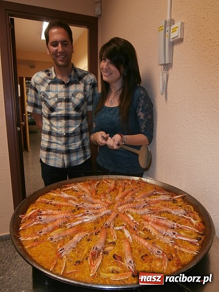 Zdjęcie w galerii na portalu naszraciborz.pl: Przedstawicielki tworkowskiego ZSO z wizytą w Hiszpanii wiadomości z regionu