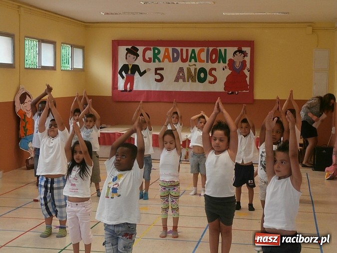 Zdjęcie w galerii na portalu naszraciborz.pl: Przedstawicielki tworkowskiego ZSO z wizytą w Hiszpanii wiadomości z regionu