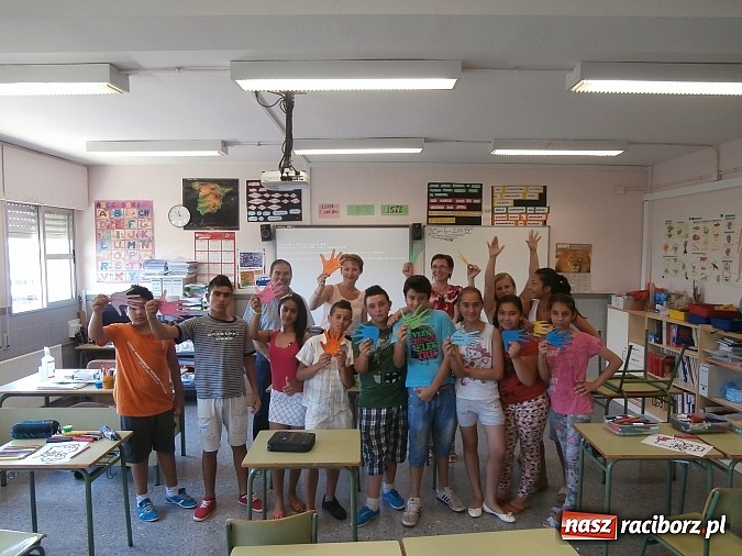 Zdjęcie w galerii na portalu naszraciborz.pl: Przedstawicielki tworkowskiego ZSO z wizytą w Hiszpanii wiadomości z regionu