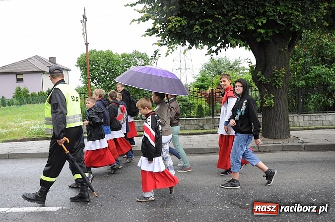 Zdjęcie w galerii na portalu naszraciborz.pl: Bieńkowiczanie pielgrzymowali dziś do Raciborskiej Pani wiadomości z regionu