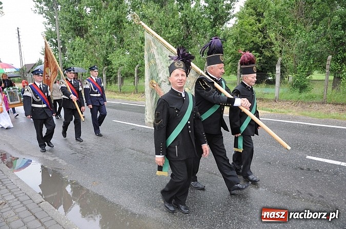 Zdjęcie w galerii na portalu naszraciborz.pl: Bieńkowiczanie pielgrzymowali dziś do Raciborskiej Pani wiadomości z regionu