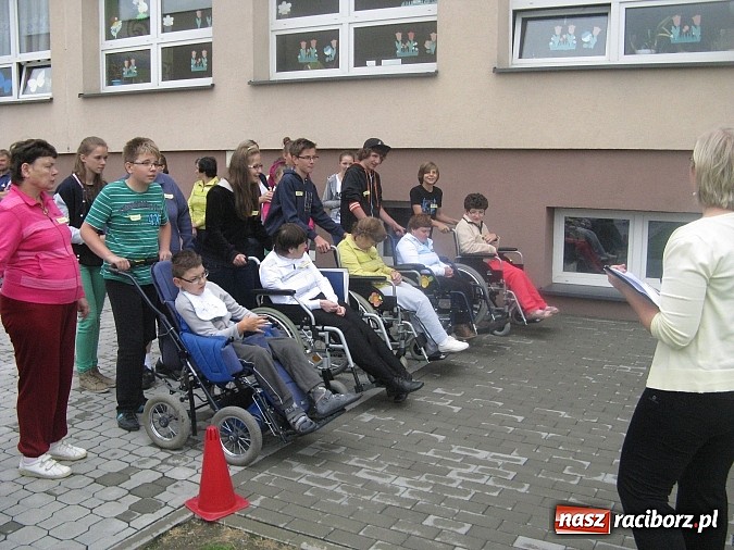 Zdjęcie w galerii na portalu naszraciborz.pl: Szkolna paraolimpiada w Krzyżanowicach wiadomości z regionu