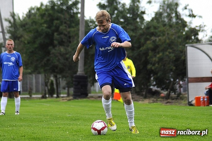 Zdjęcie w galerii na portalu naszraciborz.pl: Mocne zakończenie sezonu w Krzyżanowicach: gole, kartki i emocje wiadomości z regionu