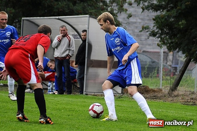 Zdjęcie w galerii na portalu naszraciborz.pl: Mocne zakończenie sezonu w Krzyżanowicach: gole, kartki i emocje wiadomości z regionu