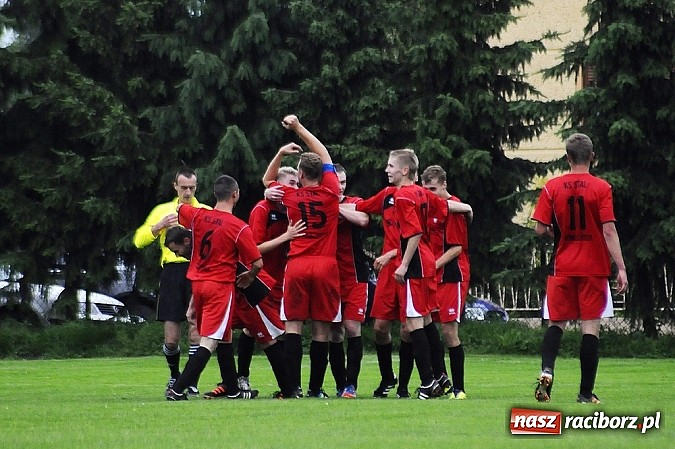 Zdjęcie w galerii na portalu naszraciborz.pl: Mocne zakończenie sezonu w Krzyżanowicach: gole, kartki i emocje wiadomości z regionu