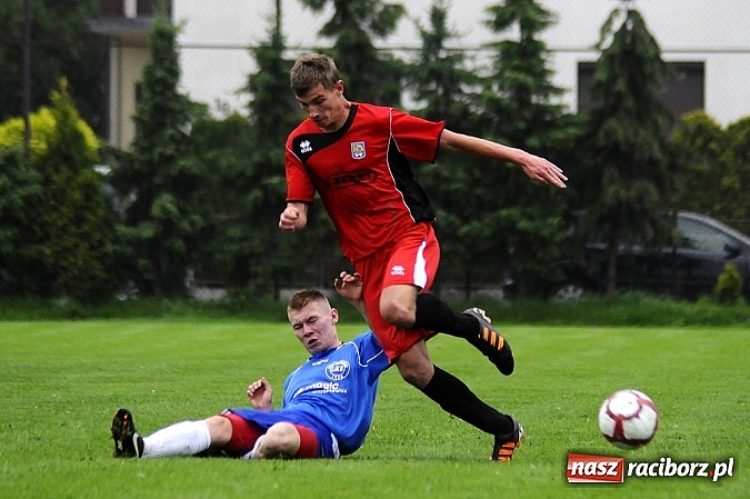 Zdjęcie w galerii na portalu naszraciborz.pl: Mocne zakończenie sezonu w Krzyżanowicach: gole, kartki i emocje wiadomości z regionu