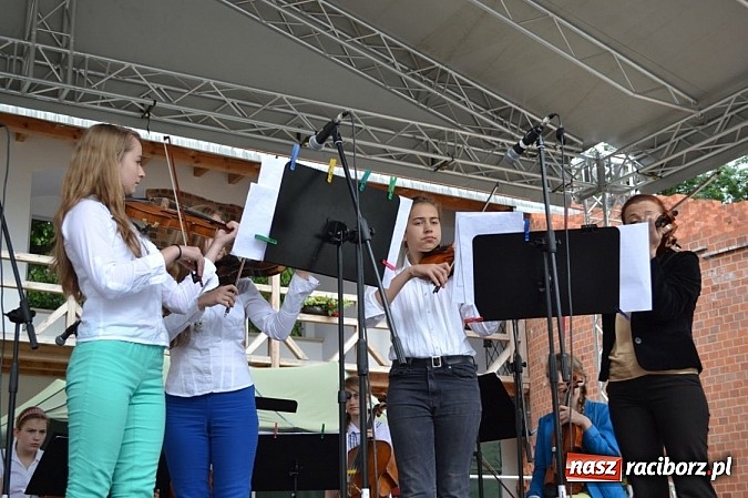 Zdjęcie w galerii na portalu naszraciborz.pl: Musica Cantuaris zabrzmiała na Zamku wiadomości z regionu