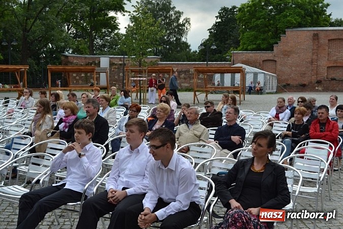Zdjęcie w galerii na portalu naszraciborz.pl: Musica Cantuaris zabrzmiała na Zamku wiadomości z regionu