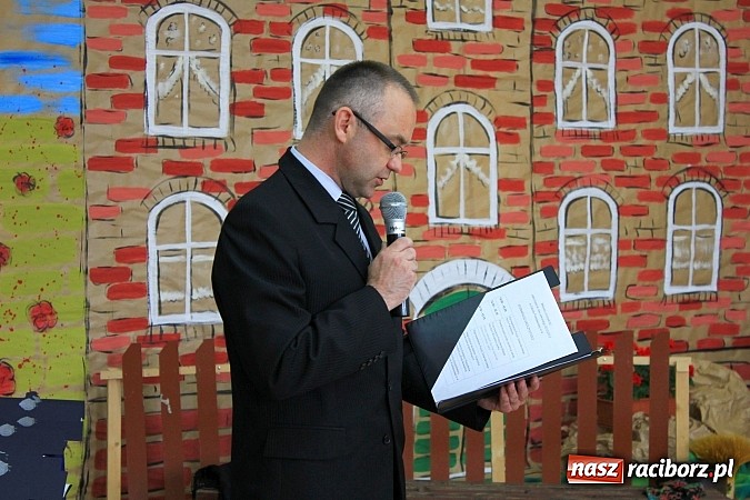 Zdjęcie w galerii na portalu naszraciborz.pl: Zakończenie roku szkolnego w SP nr 4. Wyrożniono najlepszych uczniów wiadomości z regionu