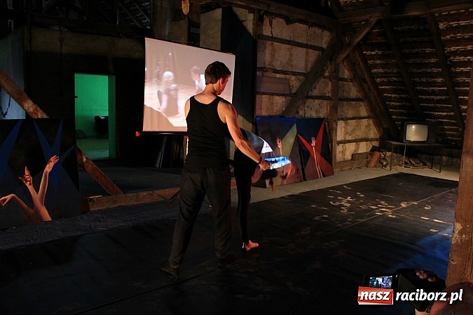 Zdjęcie w galerii na portalu naszraciborz.pl: Studenci bronili swoich prac dyplomowych wiadomości z regionu