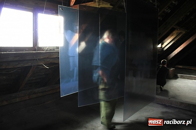 Zdjęcie w galerii na portalu naszraciborz.pl: Studenci bronili swoich prac dyplomowych wiadomości z regionu