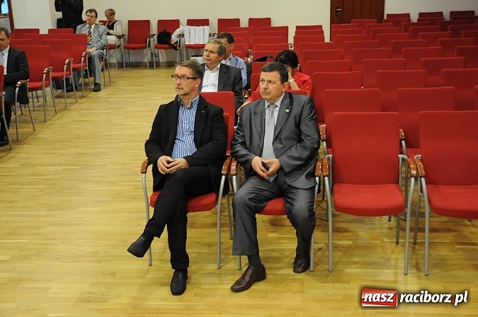 Zdjęcie w galerii na portalu naszraciborz.pl: PBG przybliża w Raciborzu klimat Euro 2012 wiadomości z regionu