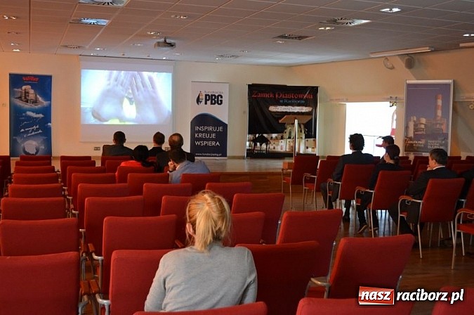 Zdjęcie w galerii na portalu naszraciborz.pl: PBG przybliża w Raciborzu klimat Euro 2012 wiadomości z regionu