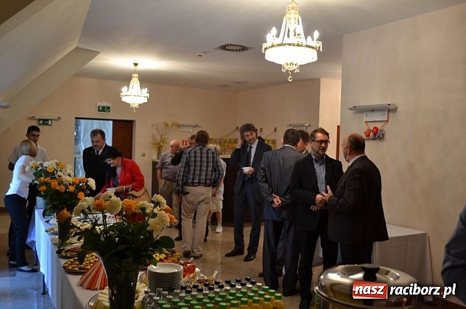 Zdjęcie w galerii na portalu naszraciborz.pl: PBG przybliża w Raciborzu klimat Euro 2012 wiadomości z regionu