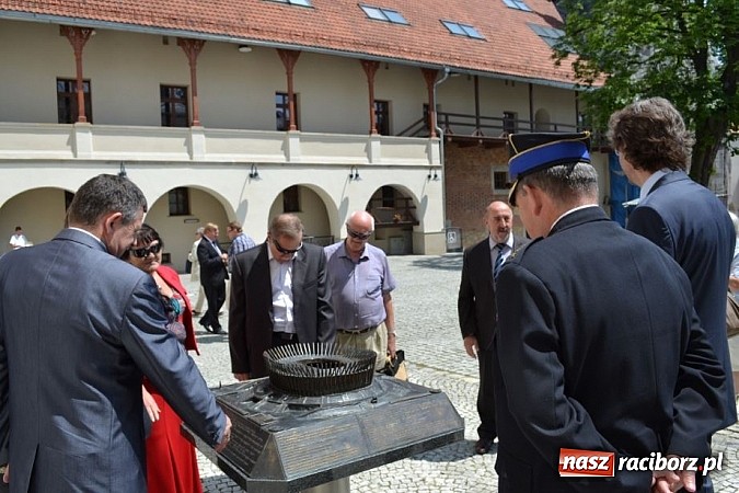 Zdjęcie w galerii na portalu naszraciborz.pl: PBG przybliża w Raciborzu klimat Euro 2012 wiadomości z regionu