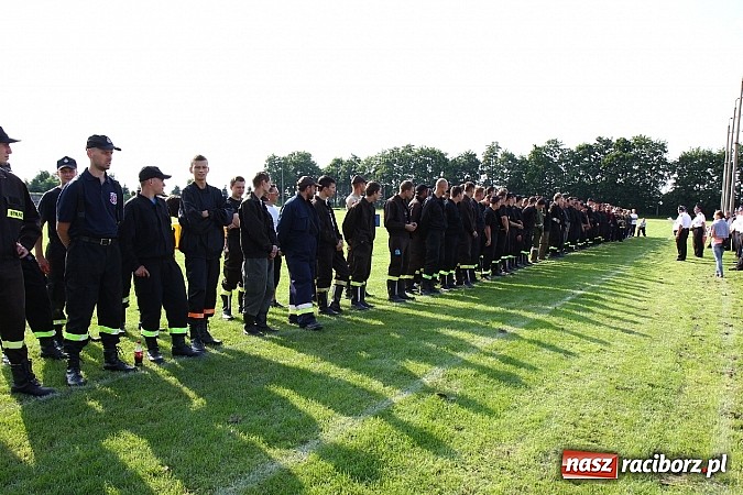 Zdjęcie w galerii na portalu naszraciborz.pl: Strażacy z Samborowic najlepsi w gminie. Znakomity czas bojówki wiadomości z regionu